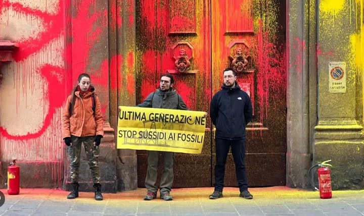 Ultima Generazione chieda scusa alle istituzioni di giustizia (Video)