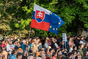 Slovacchia, il Parlamento di Fico chiude tivù e radio