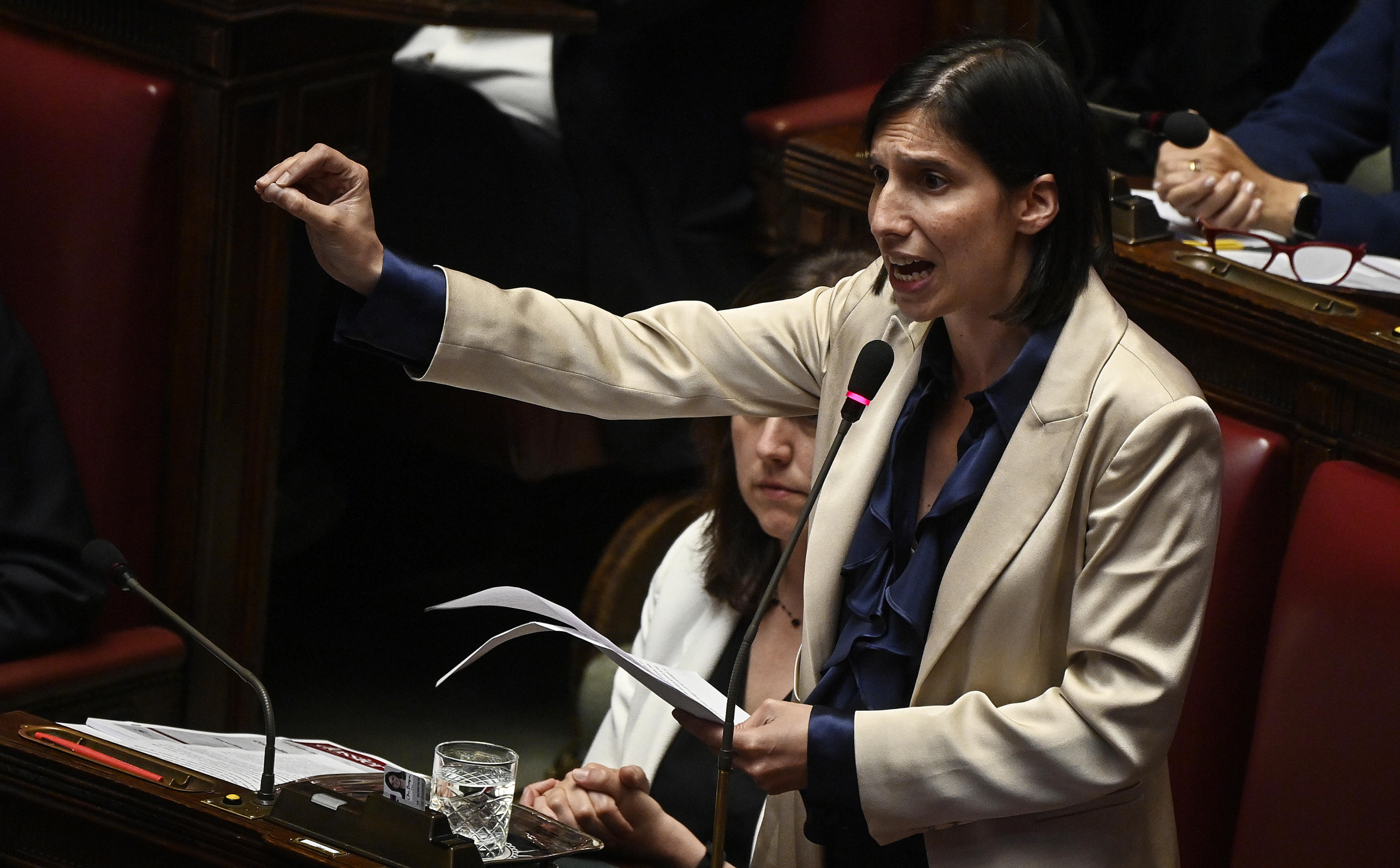 Il partito della spesa e dei debiti