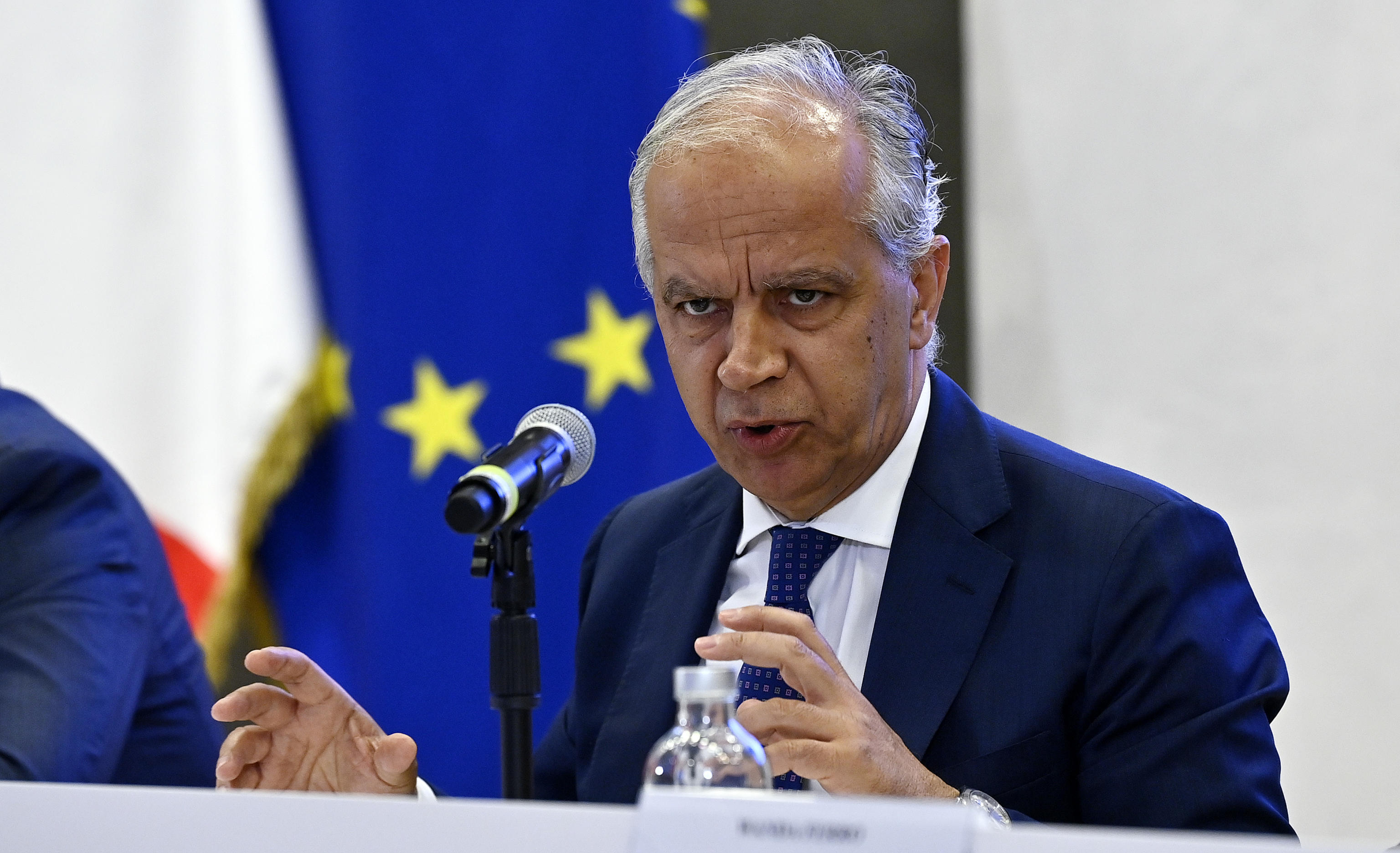 Piantedosi: “Preoccupato dall’antisemitismo nelle piazze”