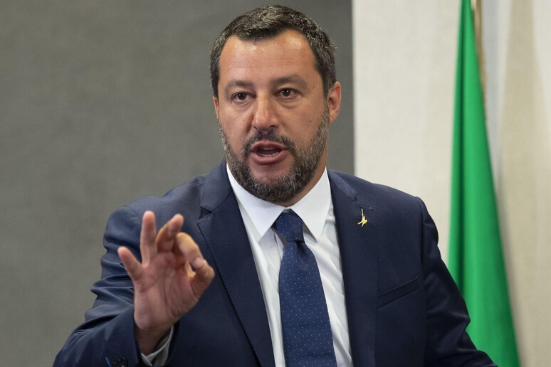 Salvini contro la “dittatura delle minoranze”