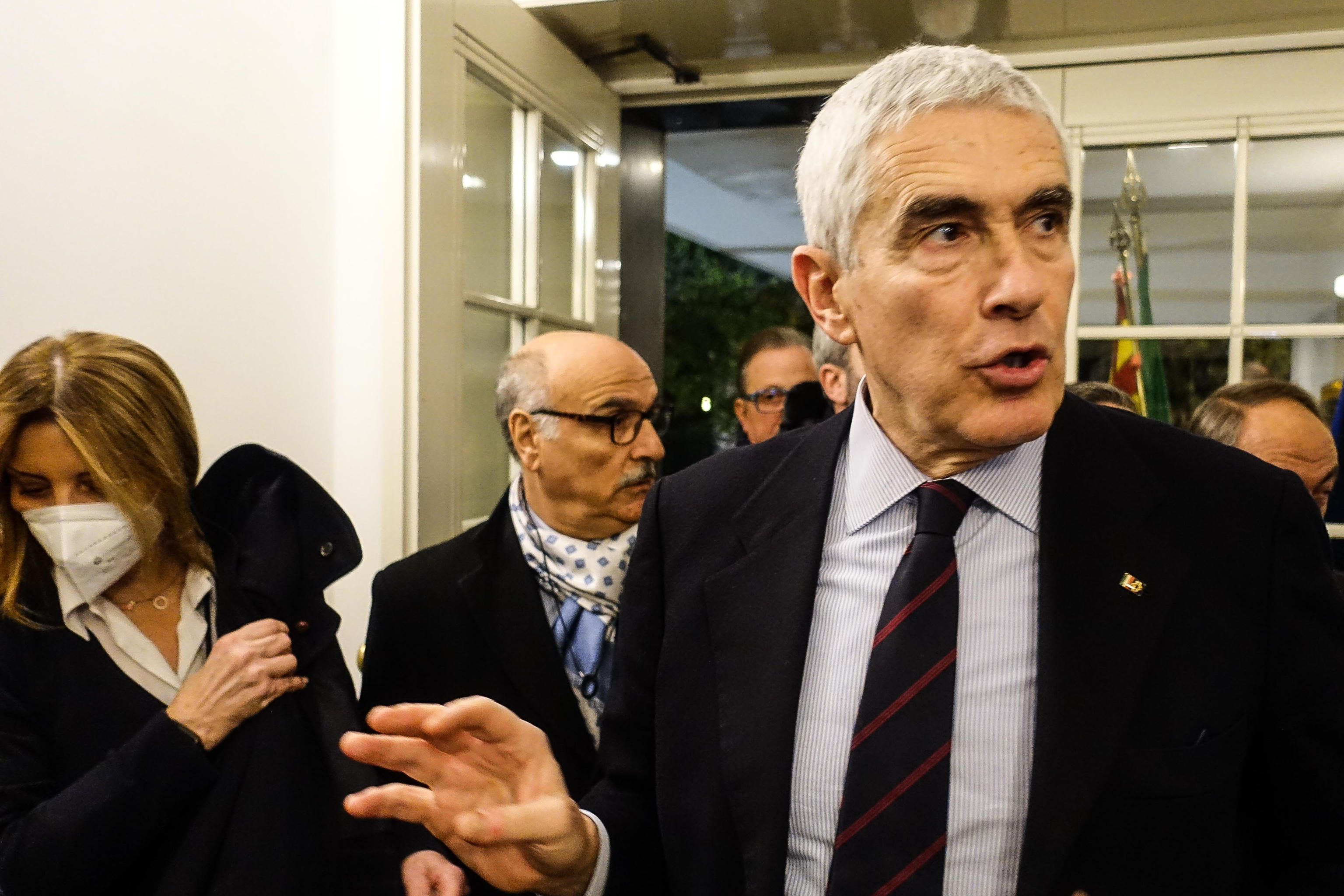 Casini: “La sconfitta di Le Pen è un’occasione per Meloni”