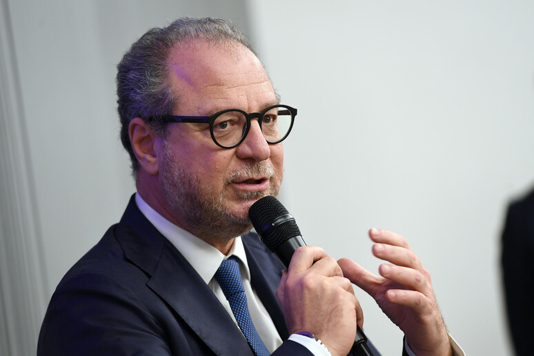 Mulè: “Leonardo patrimonio per l’Italia”