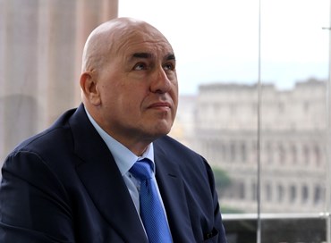 Stoltenberg ufficializza Colomina, Crosetto ribadisce il suo disappunto