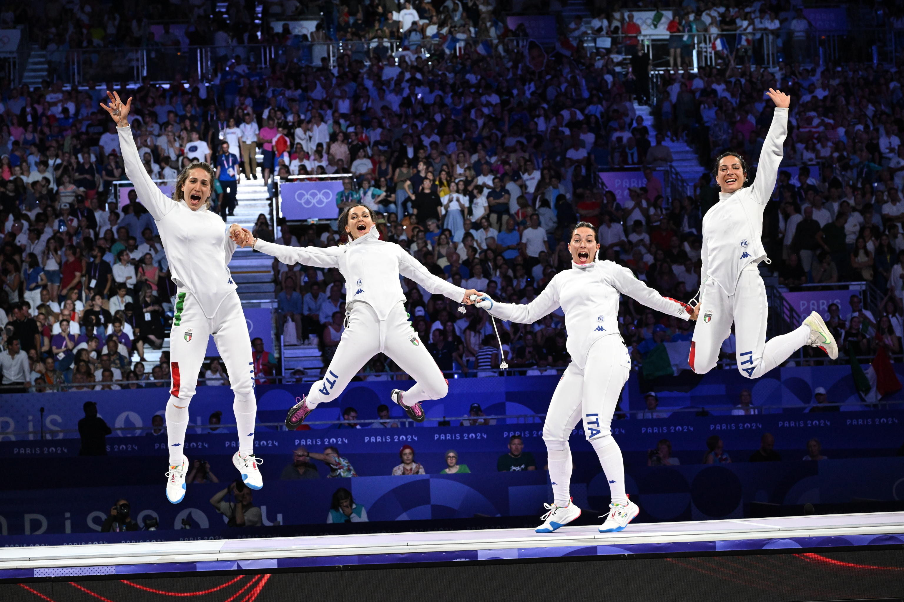 Oro nella spada femminile e argento per le ginnaste: l’Italia è forte