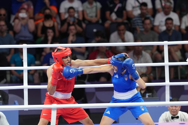 Le Olimpiadi che hanno fatto a pugni con la realtà