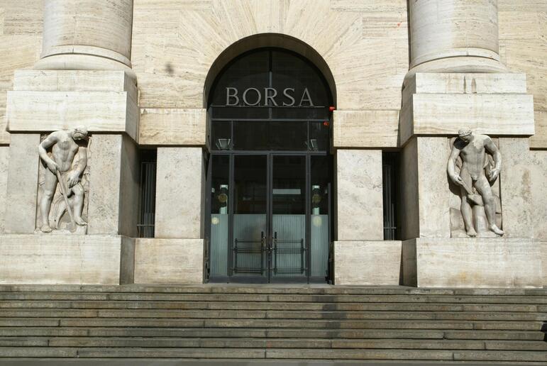 Le Borse crollano, occorre sostenere Piazza Affari