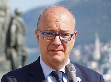 Valditara e una nuova educazione civica a scuola