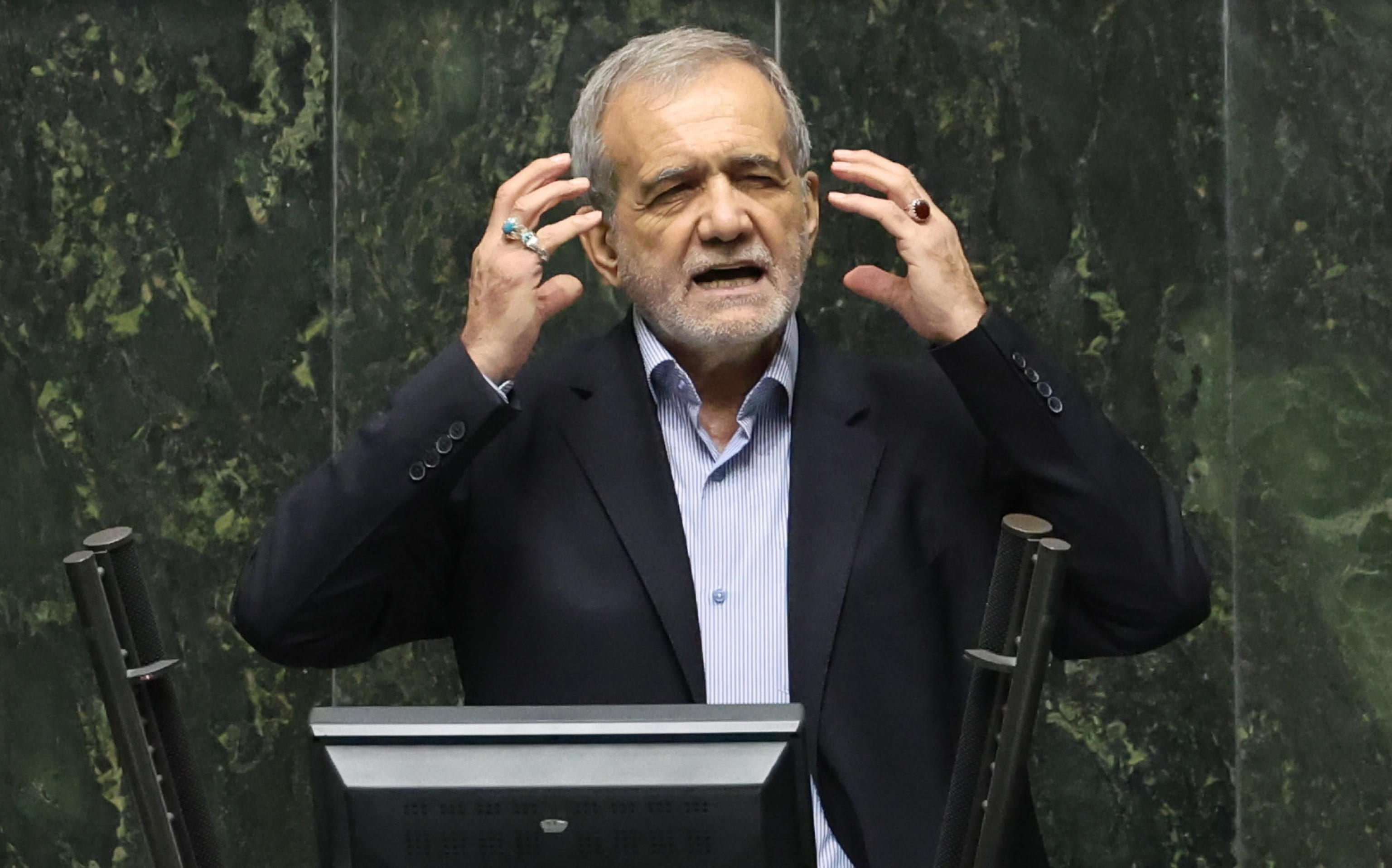 Altro che riformisti: la violenta misoginia del regime iraniano