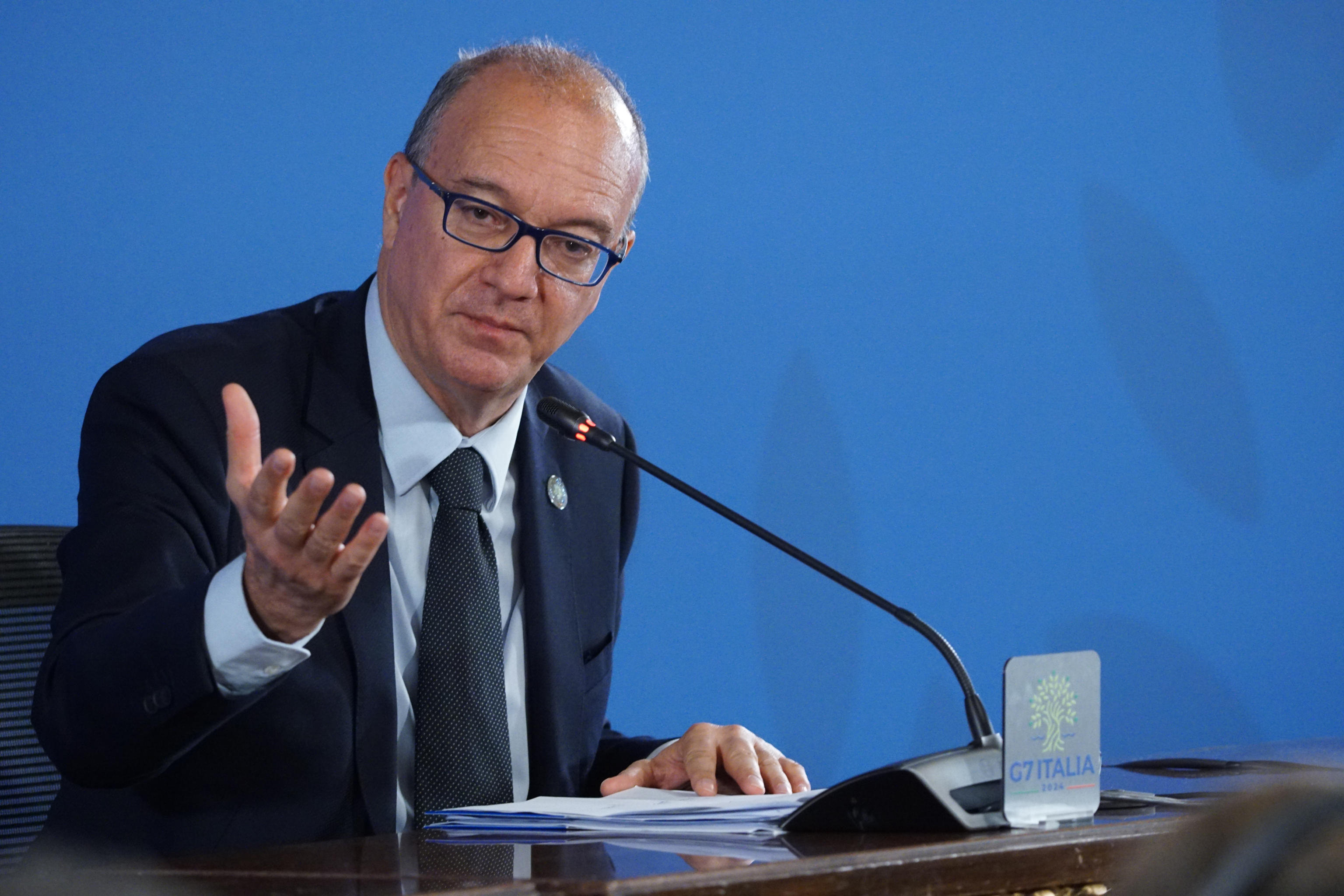 Valditara: “Trentamila prof di sostegno assunti in due anni”