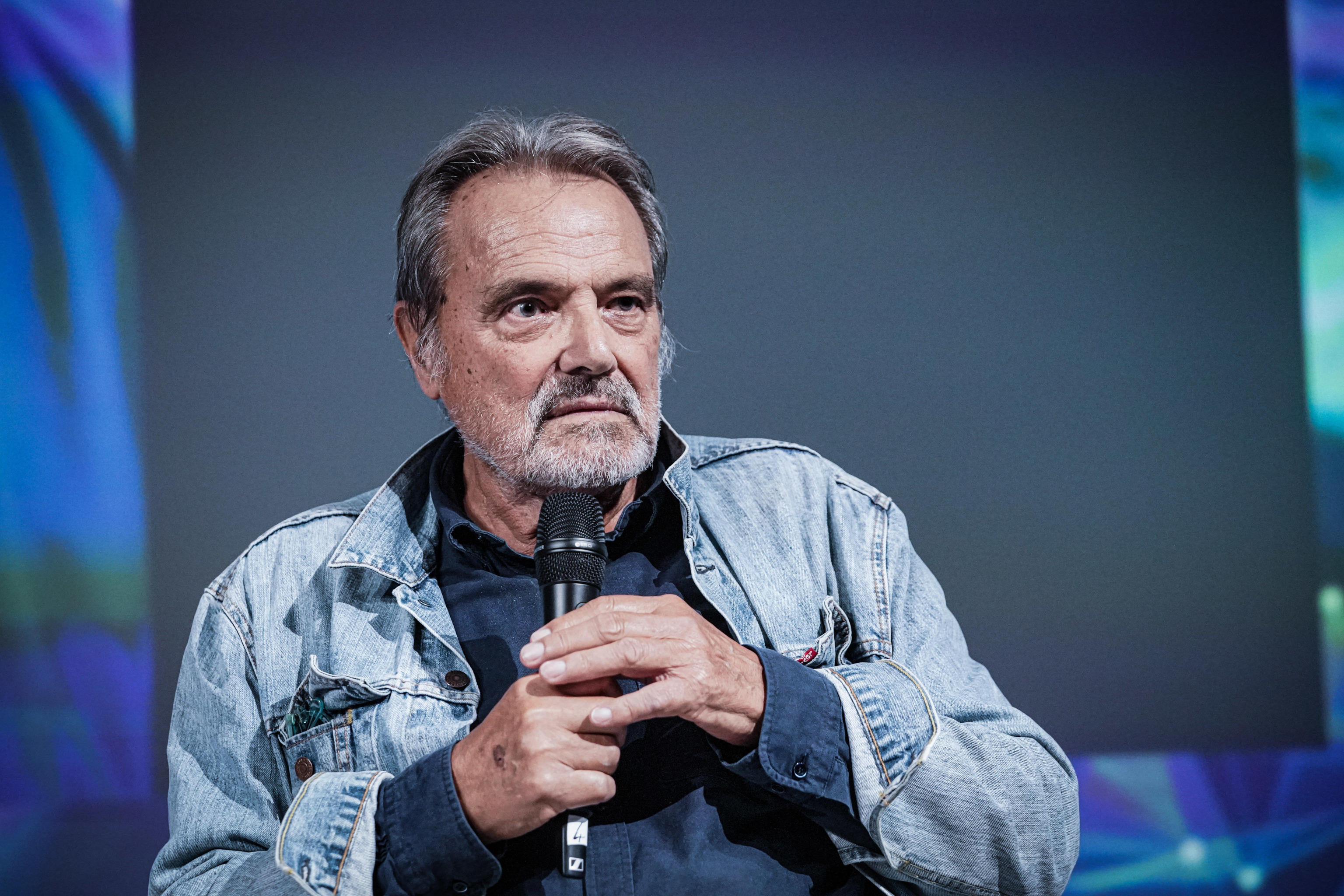 Comprensione per Oliviero Toscani, ma rispetto no