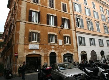 L’ascensore fantozziano di piazza della Torretta