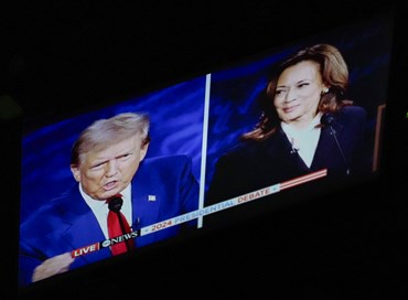 Trump vs Harris, chi ha perso davvero è il giornalismo a stelle e strisce
