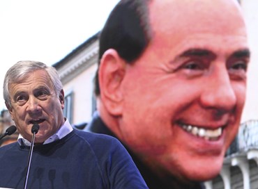 Spaccio di Berlusconi falsi