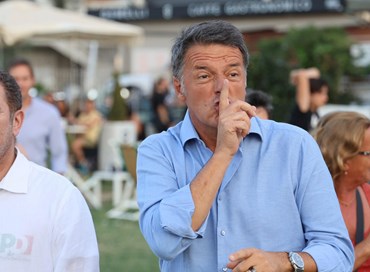 L’incomprensibile autocombustione di Matteo Renzi