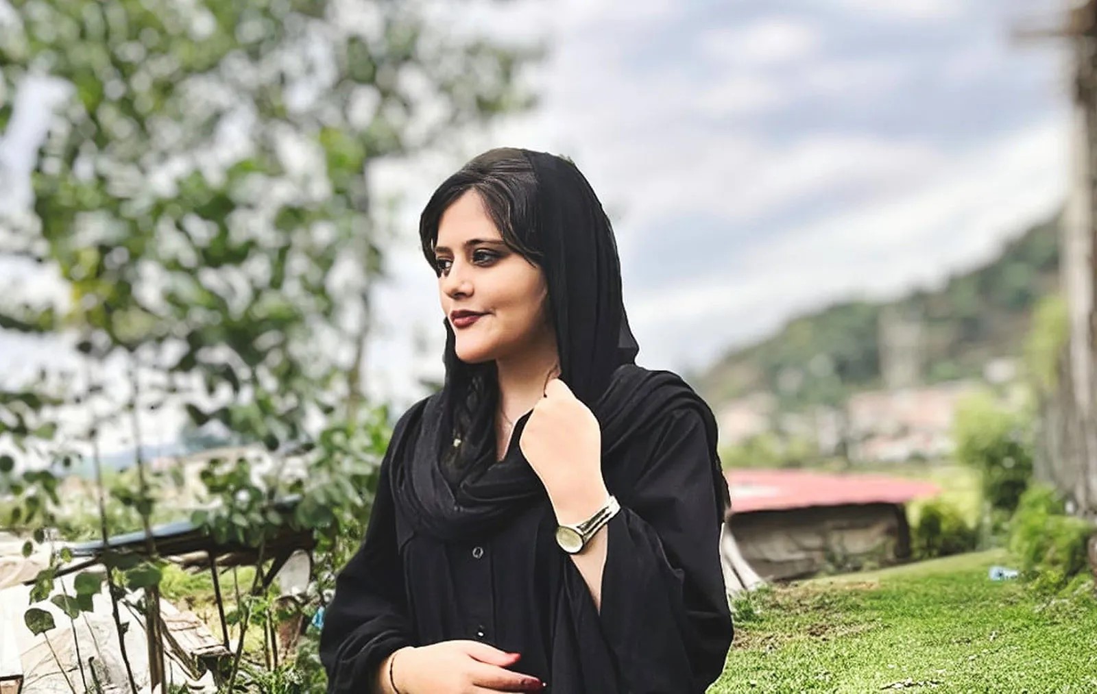 Mahsa Amini moriva due anni fa