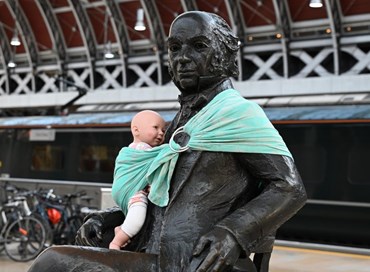 Dad shift: la protesta dei papà che vogliono più diritti