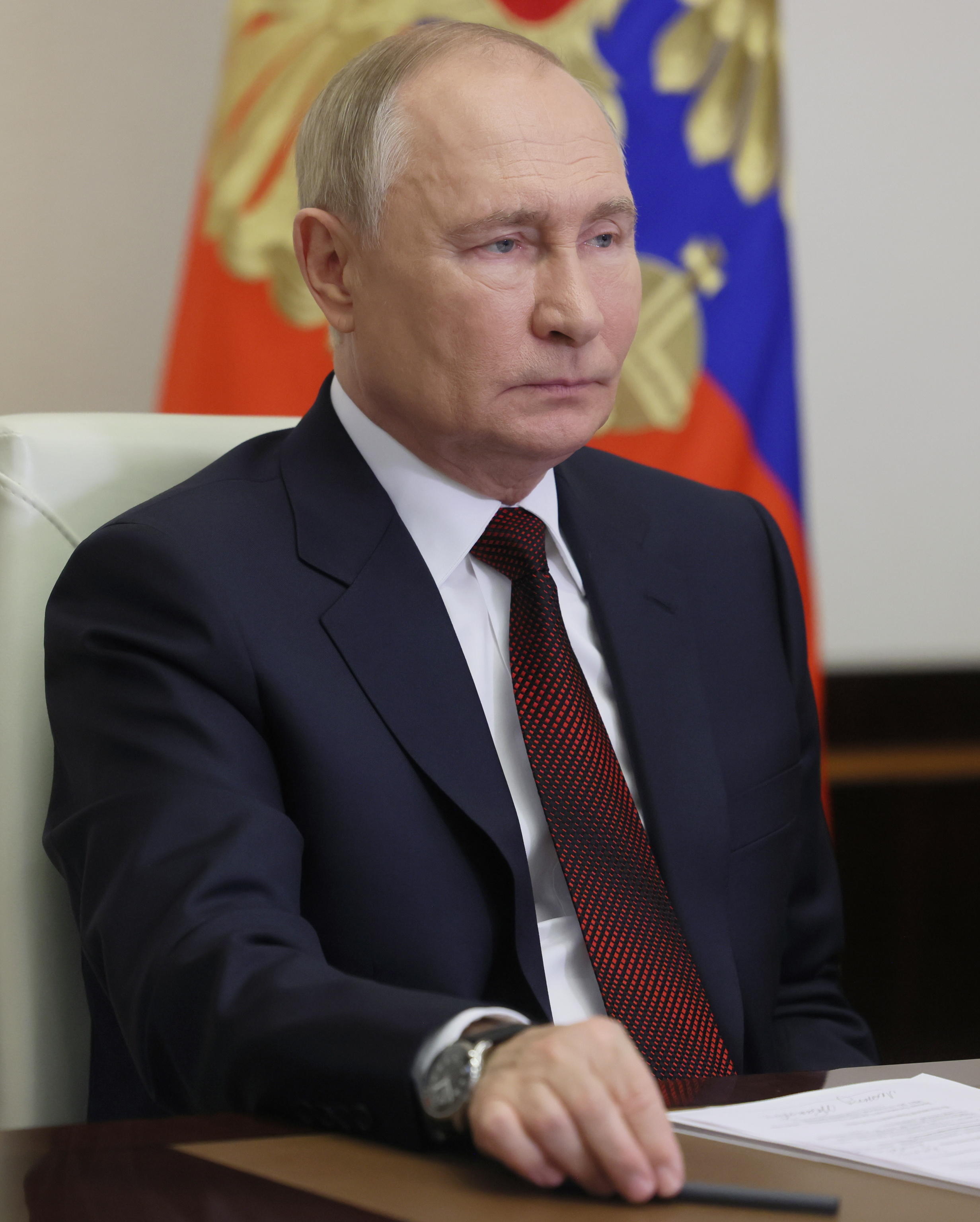 Putin firma, la Russia spende