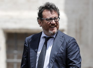 Terremoto a “Repubblica”: via Molinari, arriva Orfeo