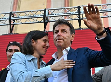 Prima sfasciano i conti e poi criticano