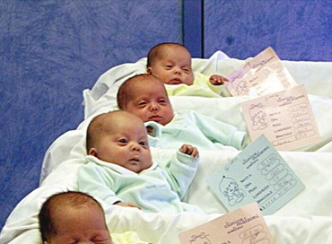 Denatalità: l’Istat certifica il calo continuo