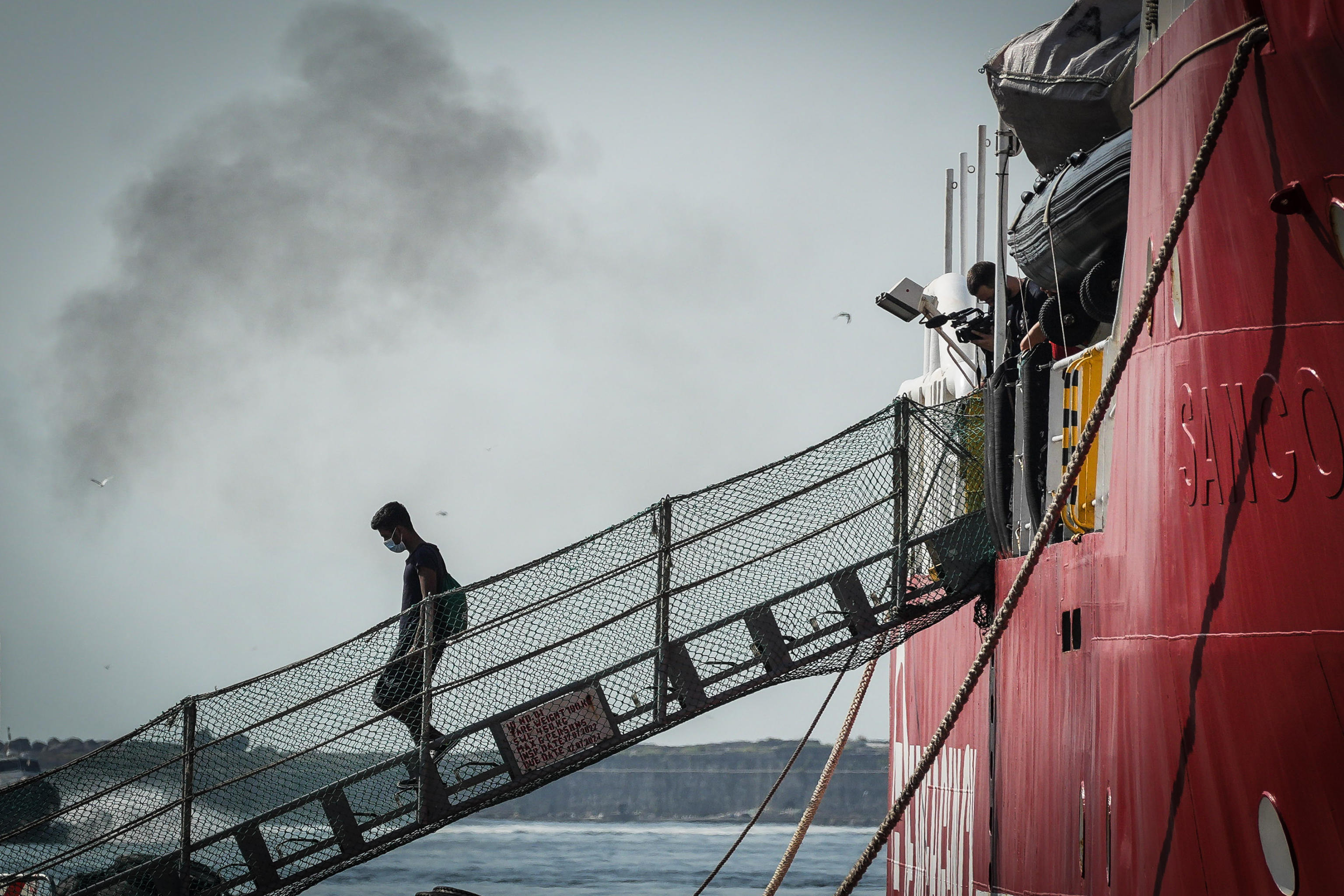 Migrazioni e argini, civiltà in dissolvenza