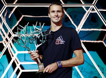 Alexander Zverev trionfa a Parigi