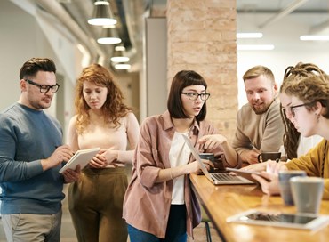 Italia, il lavoro è una priorità per 3 giovani su 10
