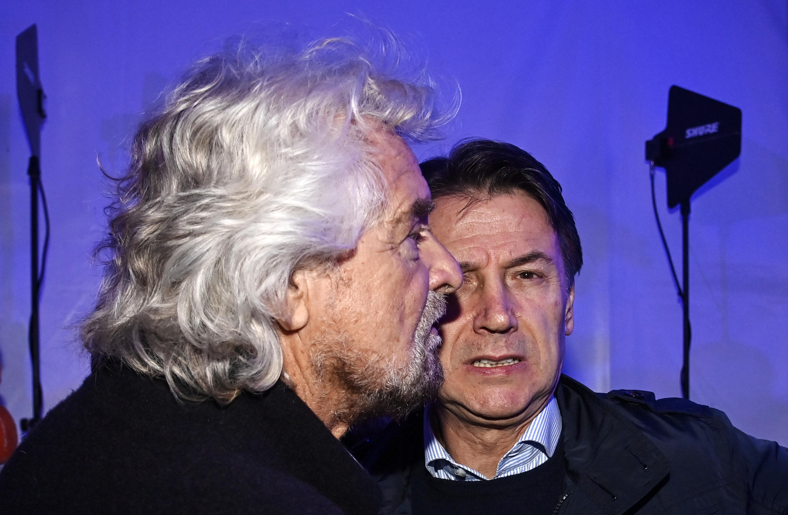 Costituente M5s, ecco il quesito anti-Grillo 