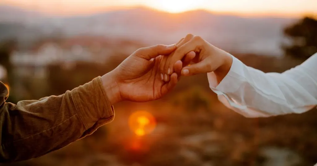 L’ascolto e l’osservazione nell’essere caritatevoli (Video)