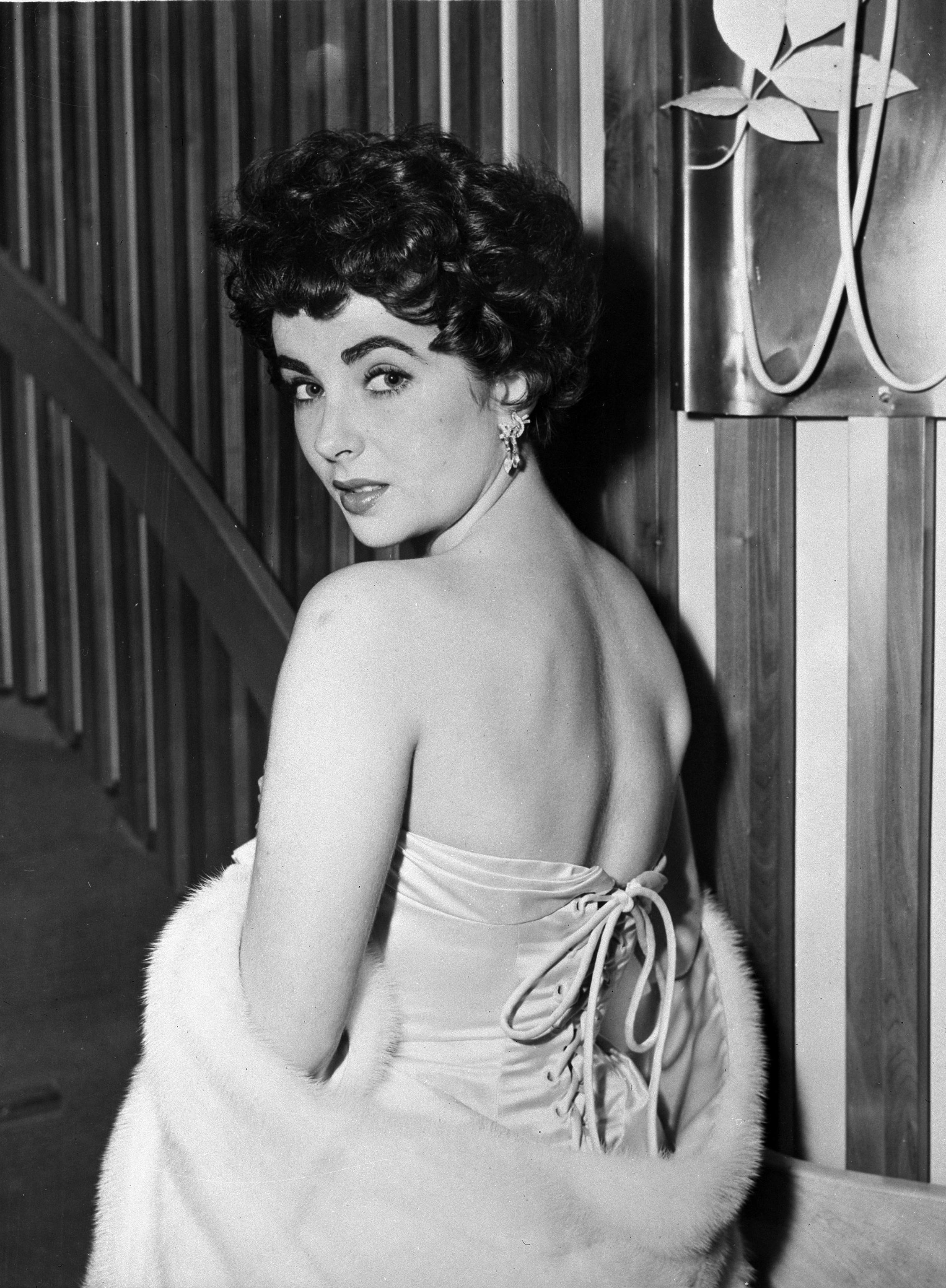 Sky, “Elizabeth Taylor: l’ultima diva”: un documentario racconta l’icona