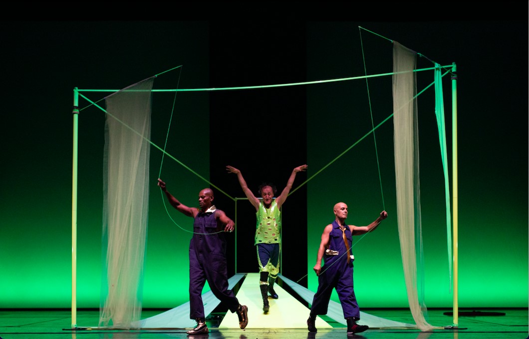 Bahamuth, pilastro del mondo