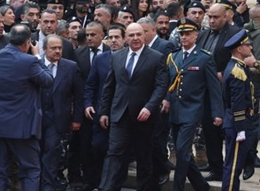 Cade la Siria, si rialza il Libano