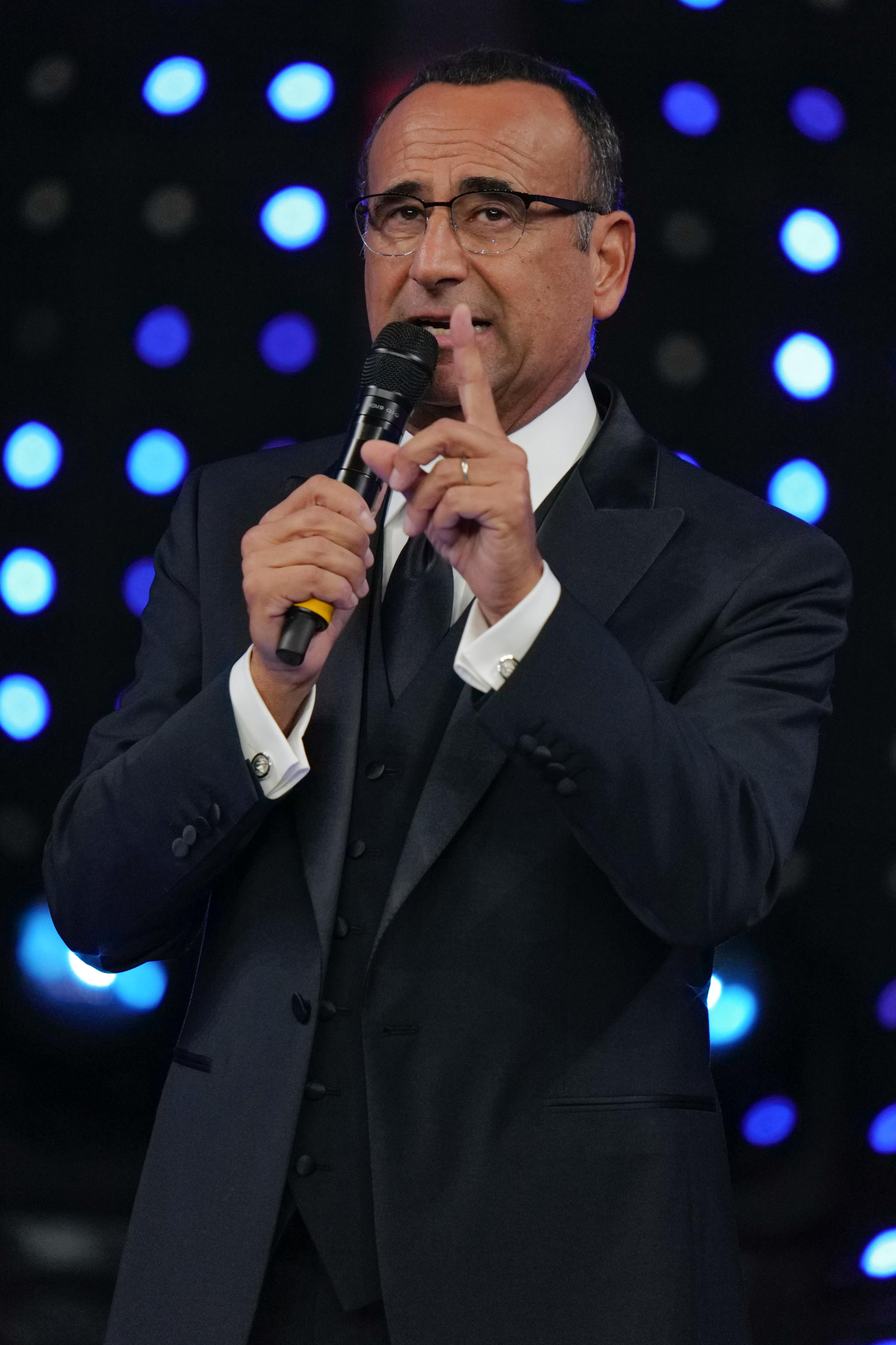 Sanremo, Conti: “Ecco i co-conduttori del 2025”