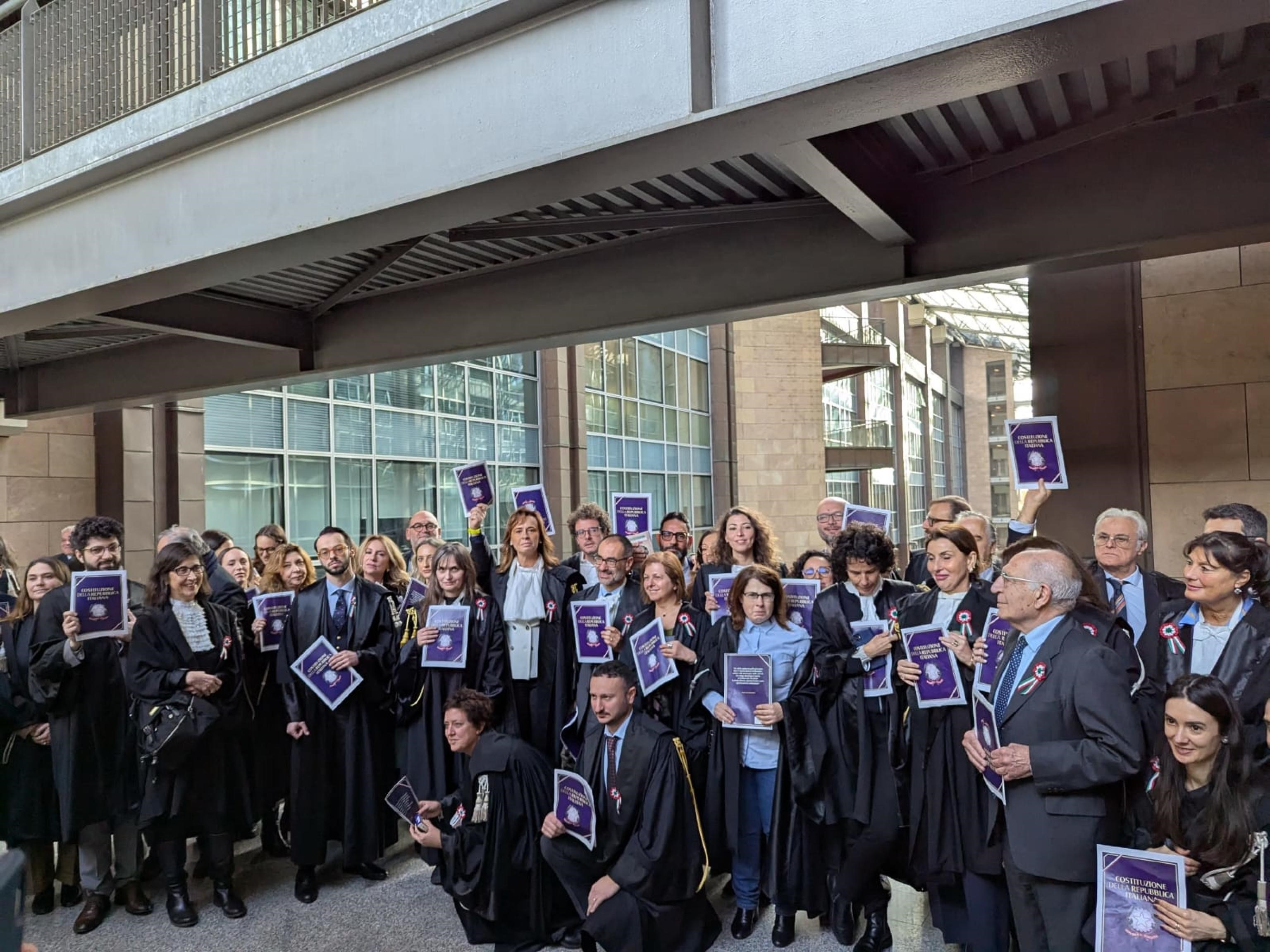 Gli interessi dei cittadini in primis