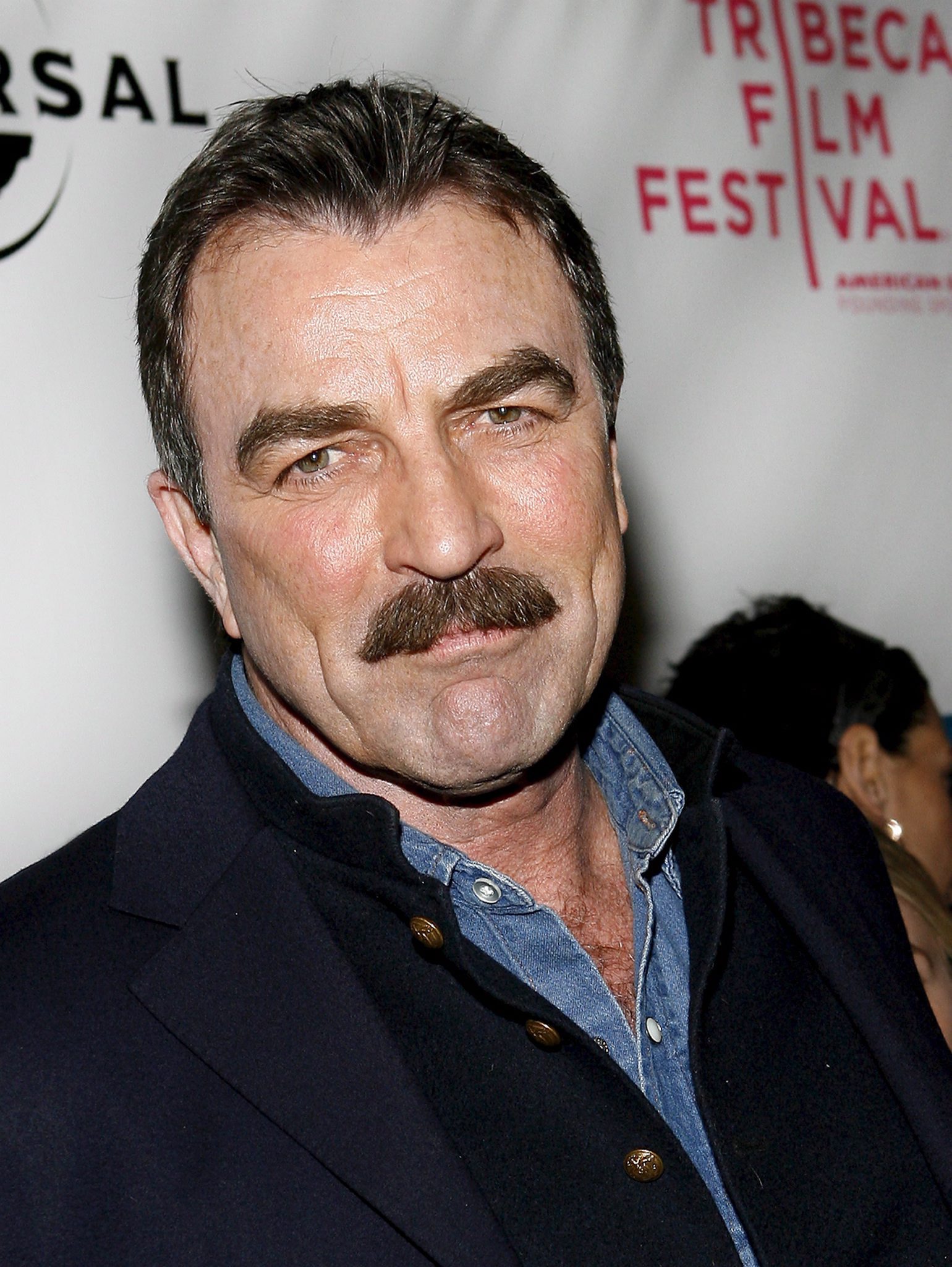 Tom Selleck, gli 80 anni della stella di “Magnum P.I.”