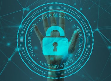 Privacy, la metà degli italiani teme per figli e anziani