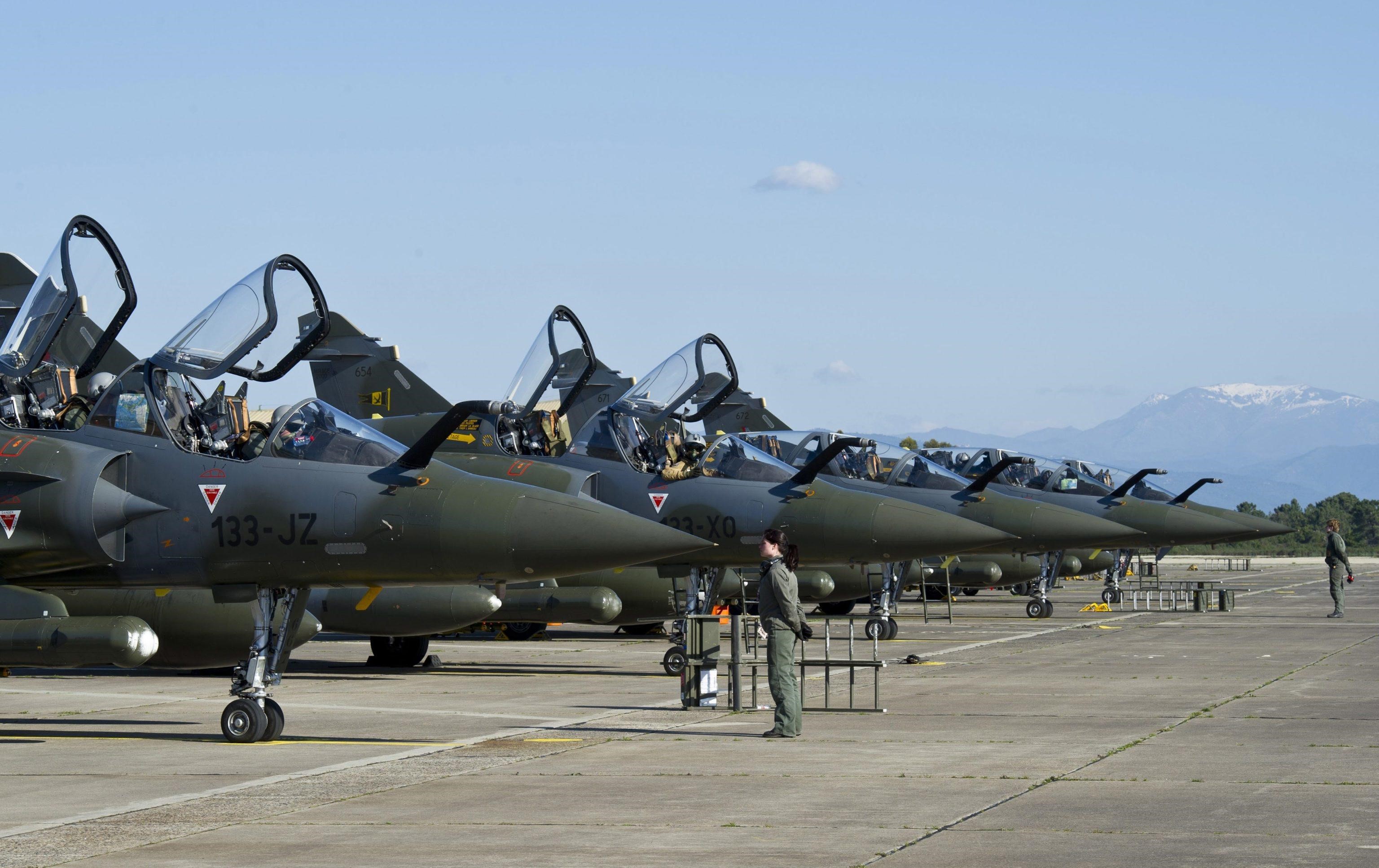 Kiev: arrivano nuovi caccia dalla Francia