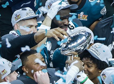 Super Bowl: gli Eagles spezzano il dominio Chiefs