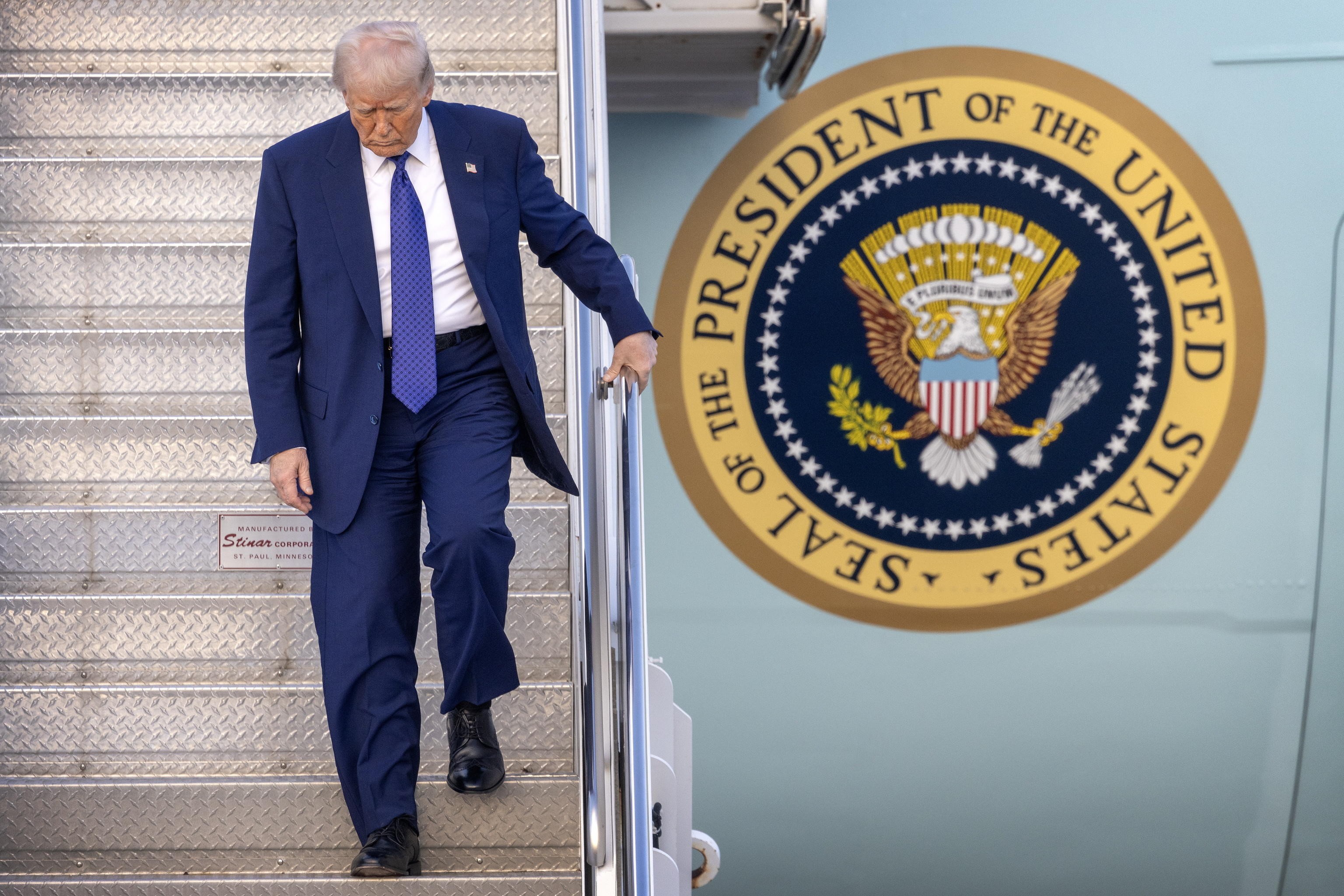 La guerra “tiepida”: gli attrezzi di Trump