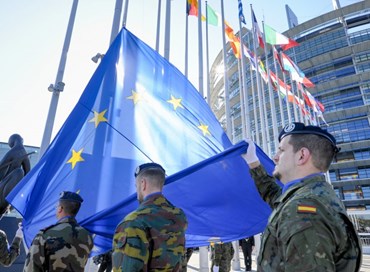 La cortina di Creta, rilanciare la storia