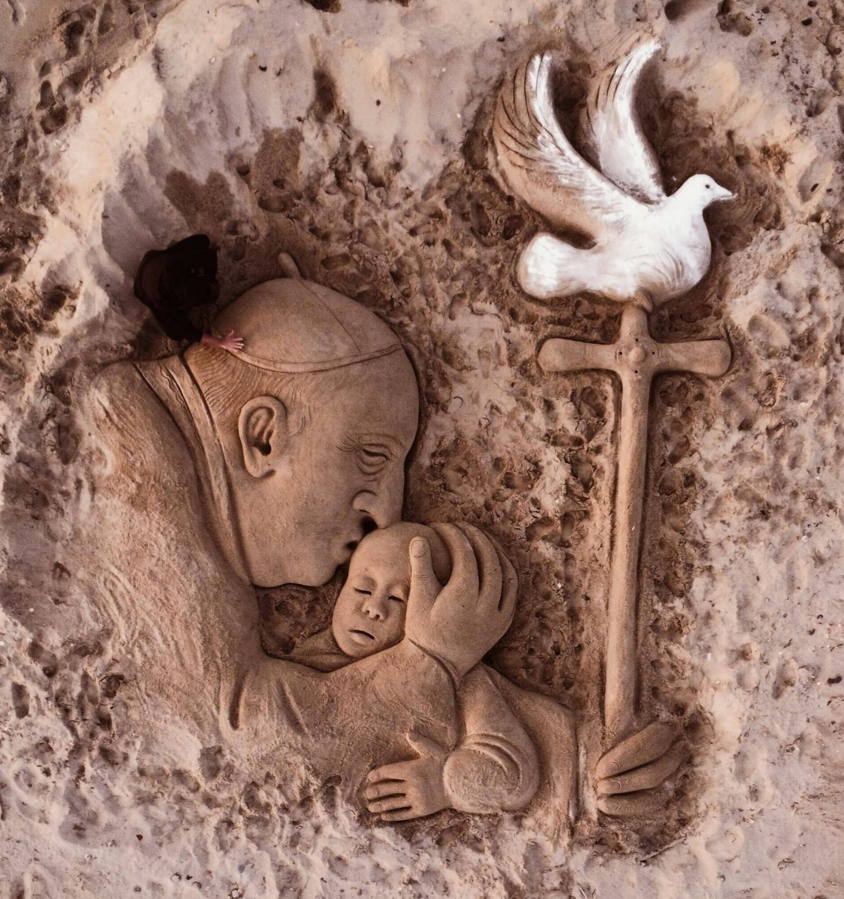 Il Papa prosegue la fisioterapia respiratoria