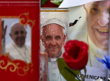 Il Papa è uscito dall’ultima crisi ma la situazione resta complessa