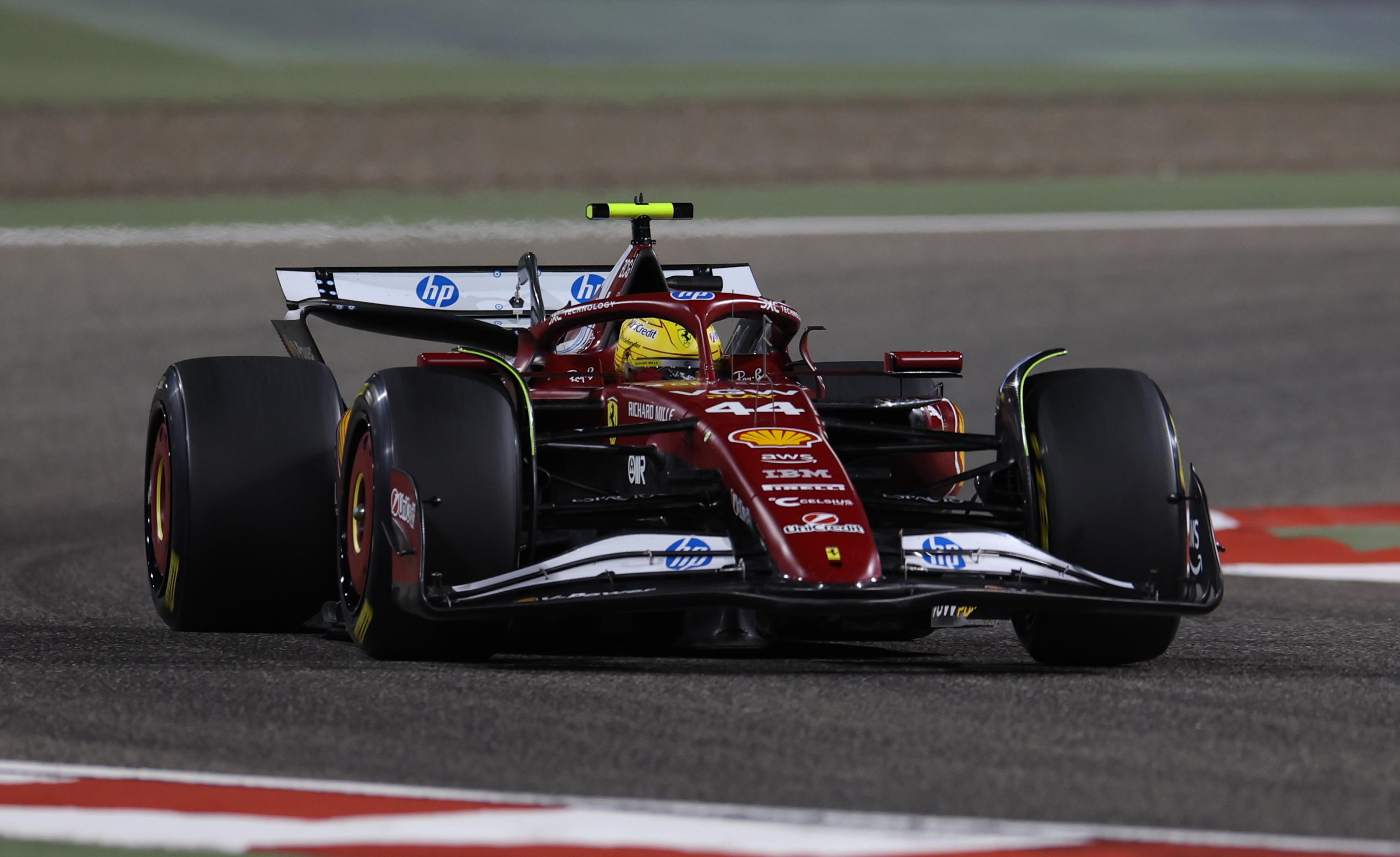 Ferrari: la rossa scalda i motori