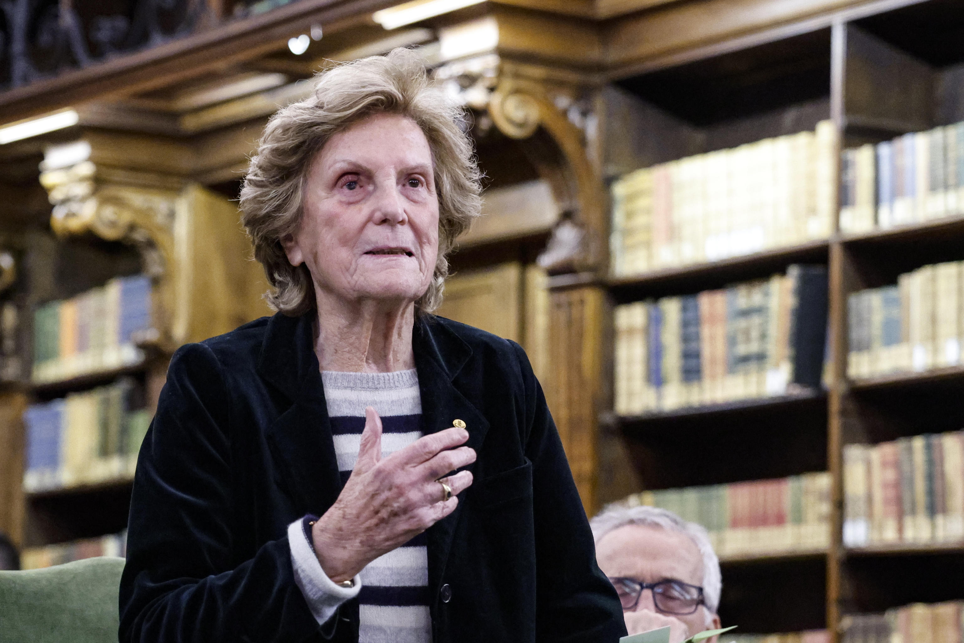 La polemica di Liliana Cavani: “Salviamo il cinema dalla tivù”