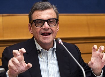 La “democrazia sorvegliata” di Carlo Calenda
