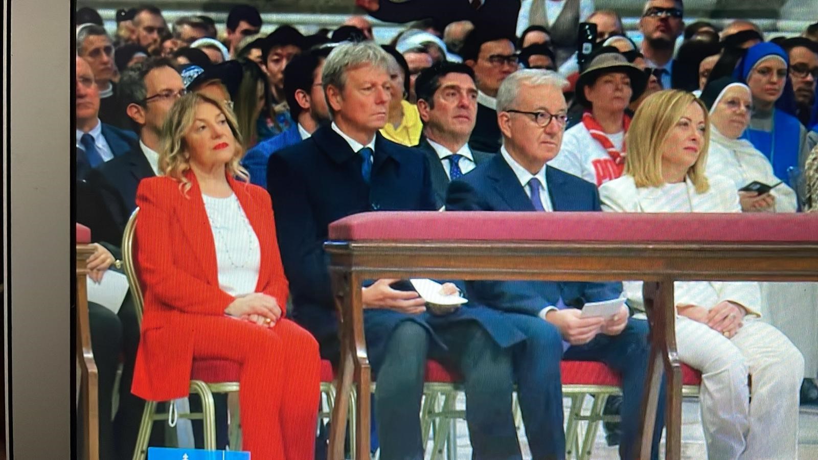 Suggerimenti di bon ton da ChatGPT