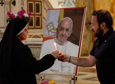 Il cordoglio obbligato delle forze politiche