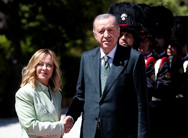 Meloni riceve Erdogan, un dialogo imprenditoriale