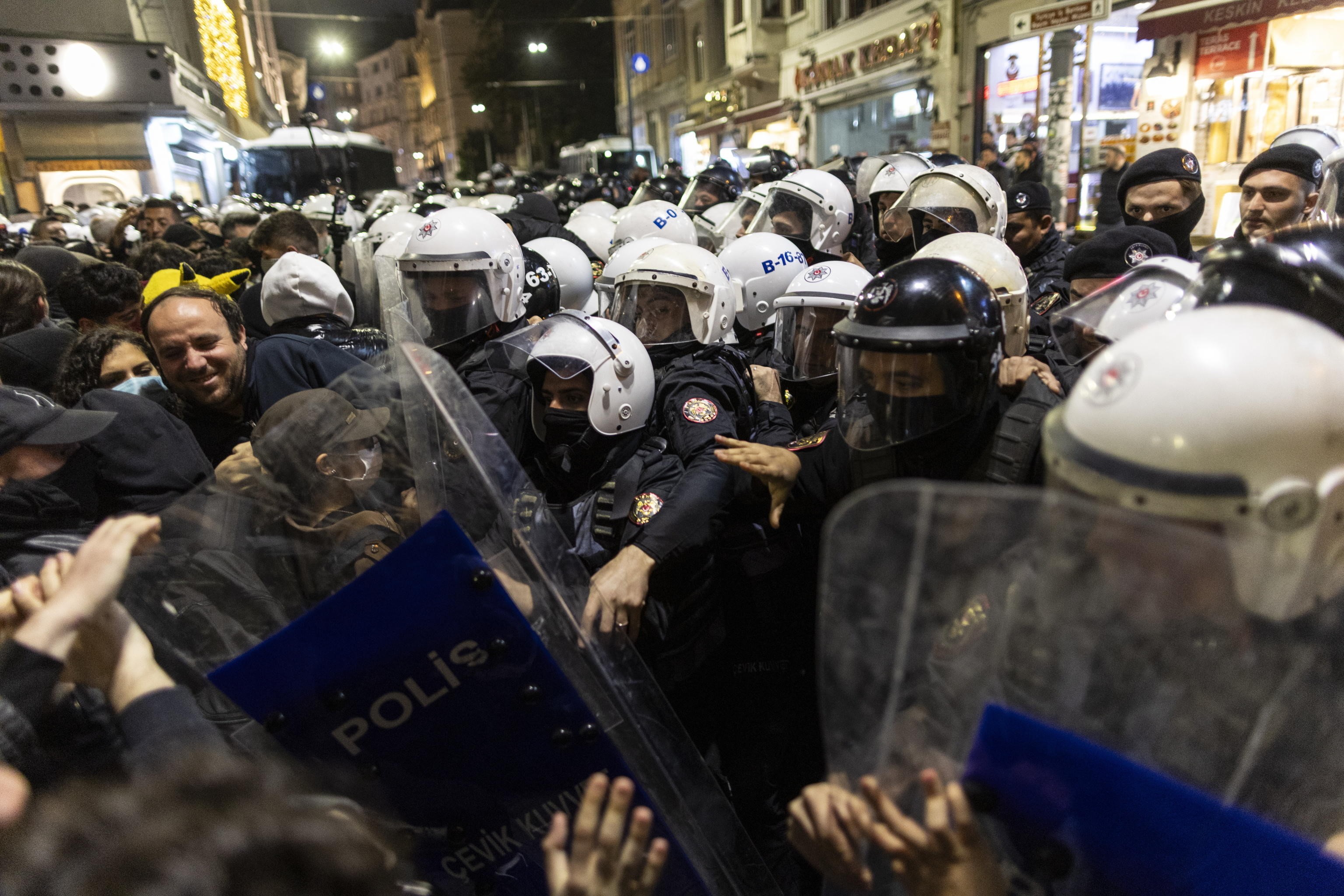 Fiume di arresti in Turchia per il primo maggio